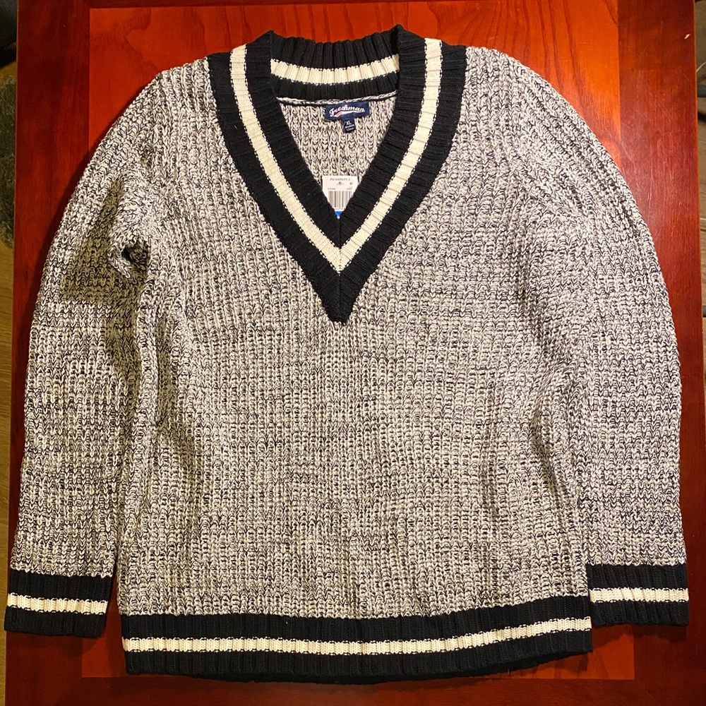 Women’s freshman 1996 v neck sweater XL